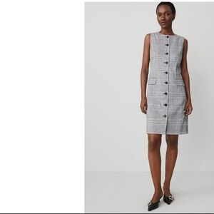 Ann Taylor Plaid Shift Dress Above the Knee Linen Blend.  
Size 6 Petite